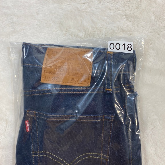 Levi's 510 Premium Denim Shorts Frayed Hem Dark Wash Casual Women's W29 - Picture 11 of 11